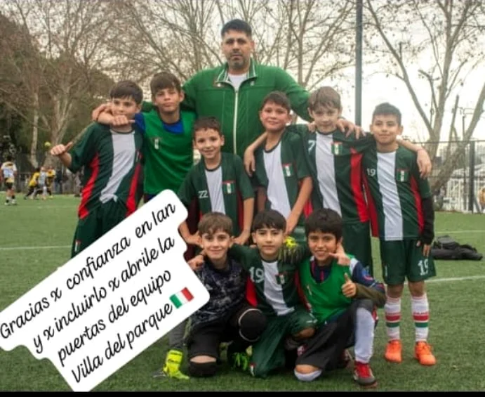 Foto grupal del equipo infantil